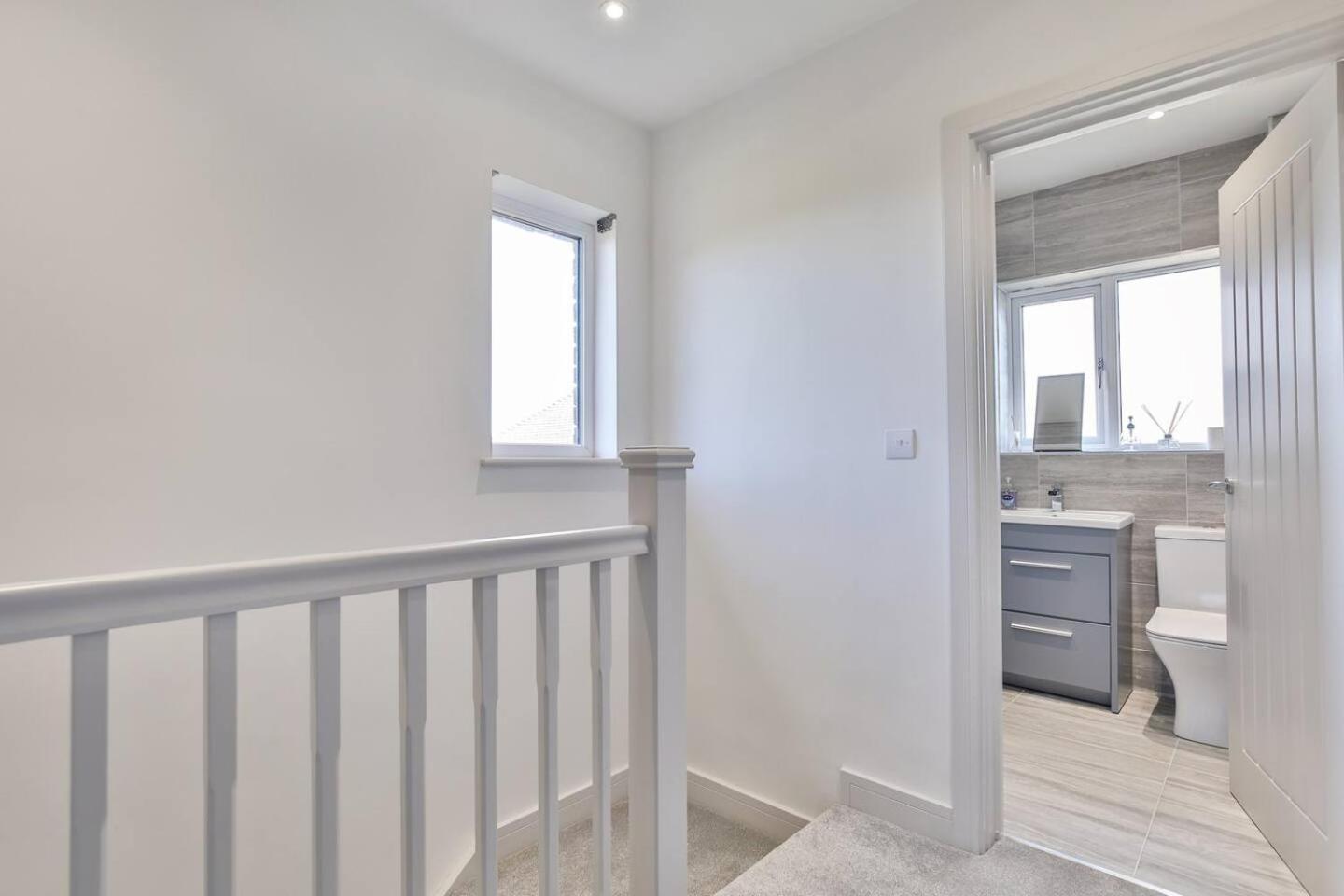 Modern, Cosy Whole House Wifi Close To Attractions Sheffield Eksteriør bilde