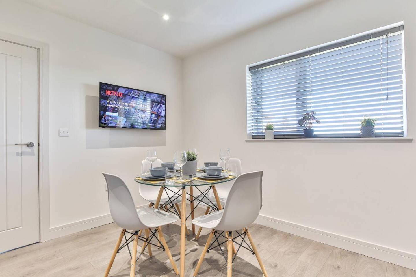 Modern, Cosy Whole House Wifi Close To Attractions Sheffield Eksteriør bilde